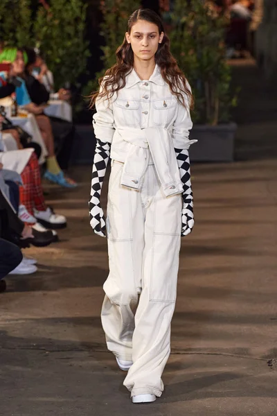 Look 7